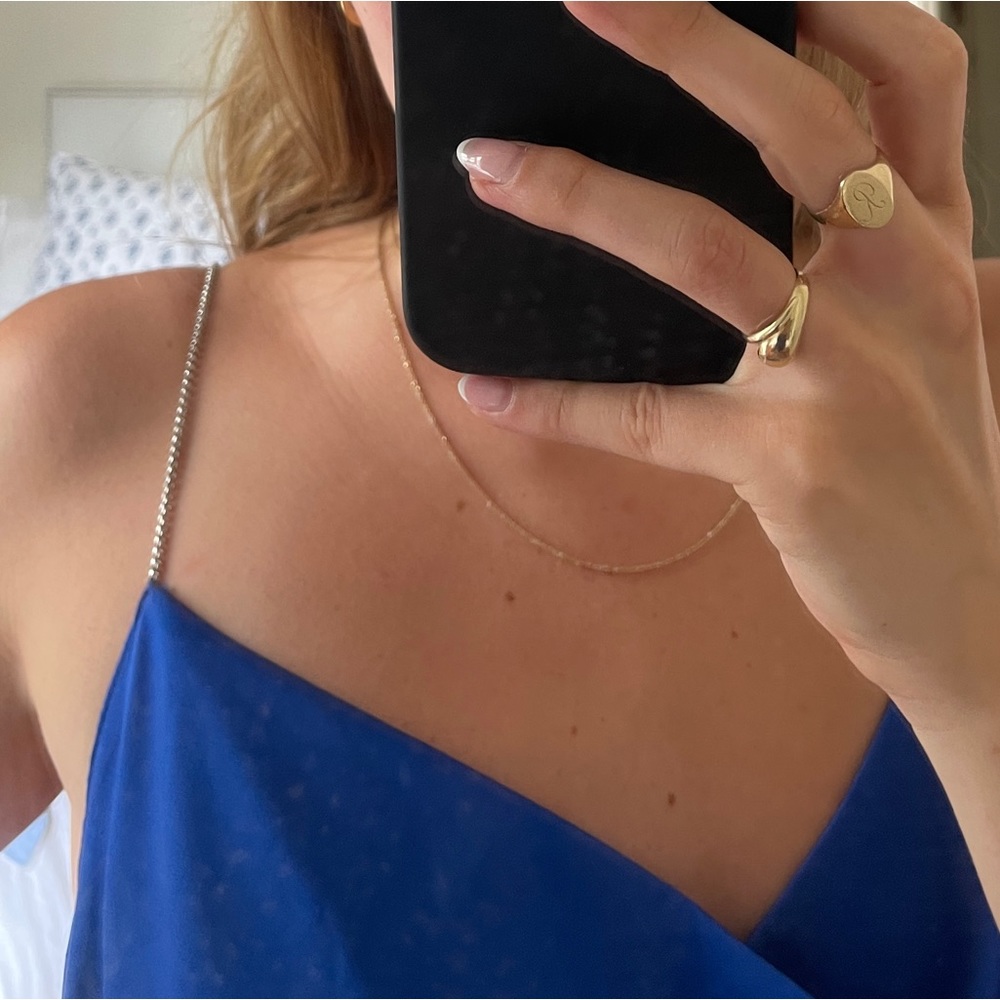 Backless silk top - Picture 3 of 3